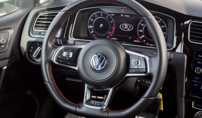 
								2019 VW Golf GTI 2.0 TSI DSG full									